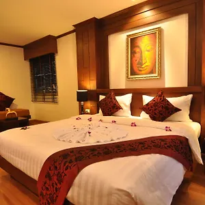 Отель Hemingway's Patong