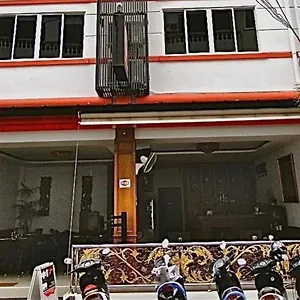 Station House Отель Patong