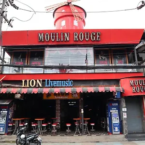 Hotel Oyo 1078 Enrich Boutique Place Patong