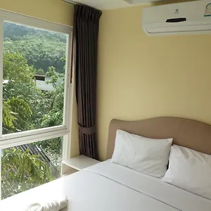 Holiday home 3bedrooms2baths Near 10 Km Away