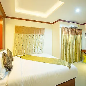Hotel Ilmare Place 2*