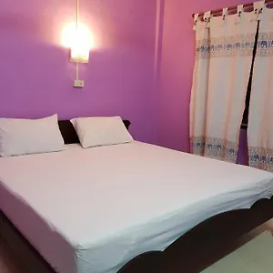 Baan Nakarin บ้านนครินทร์ Hostel *