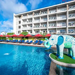 Ramada By Wyndham Phuket Deevana