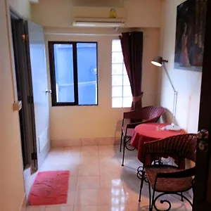 Guest house Fong Kaew And Baan Nang Fa Patong