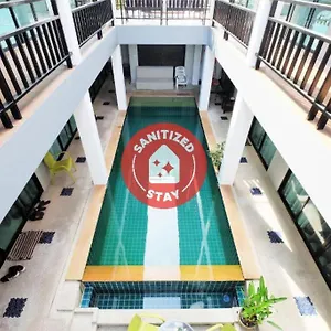 Hotel Oyo 638 Tina Boutique Patong