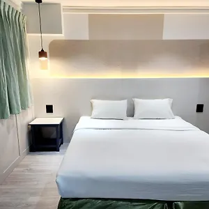 Seatel Phuket, Patong