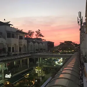 كافي دي باريس بيت ضيافة *