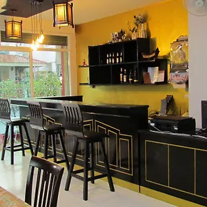 La Piccola Inn Patong