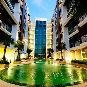 Art Apartment *