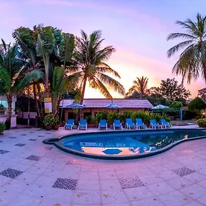 Coconut 3* Patong