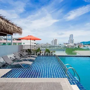 Hallo Hotel Patong