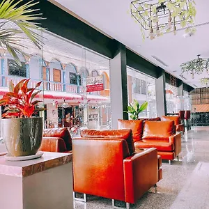C & N Patong, Phuket Hotel