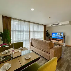 The Kris Two Bedrooms Apartment *
