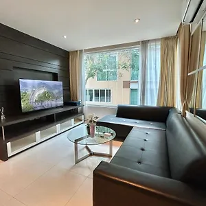 Apartment 1 Bedroom Walk To Kalim *