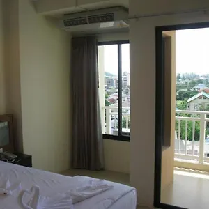 Hotel Lucky 3*