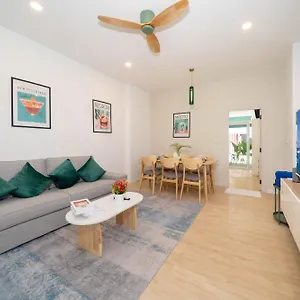 Winks Phuket Holiday home Patong