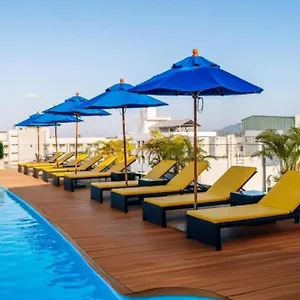 Days By Wyndham Hotel