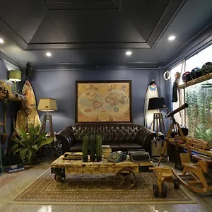 Beachfront Boutique 3*