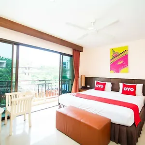 Vaccinated Staff - Oyo 343 Wanna Marine 2* Patong