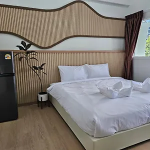 Lub Nai * Patong